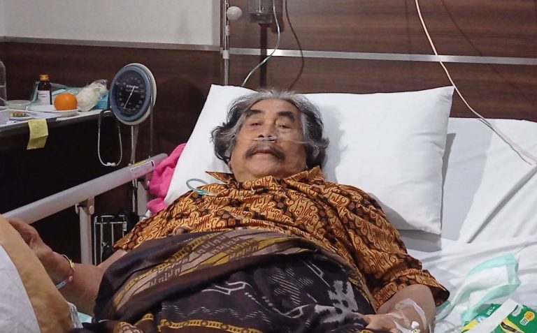 Profil Jaja Mihardja: Sang Seniman Tua yang Ditulis ke Rumah Sakit usai Pingsan, Ini Kondisi Terbarunya Profil Jaja Mihardja: Sang Seniman Tua yang Ditulis ke Rumah Sakit usai Pingsan, Ini Kondisi Terbarunya